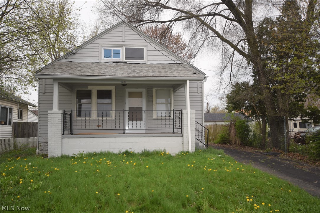 Welcome to 1647 Triplett Blvd! This cape-cod style home has three bedrooms and one bathroom. Covered front porch offers a great spot to sit outside. Step inside to the living room which has beautiful hardwood floors that extend to the dining room. The eat-in kitchen has butcher block counter tops. Two of the bedrooms are located on the main level, along with the bathroom. Head upstairs to find a spacious third bedroom and a ton of space for storage. The basement is open and spacious. Basement floor and walls have been recently painted. This home has convenient access to I-76. Don’t miss your chance to own this home!