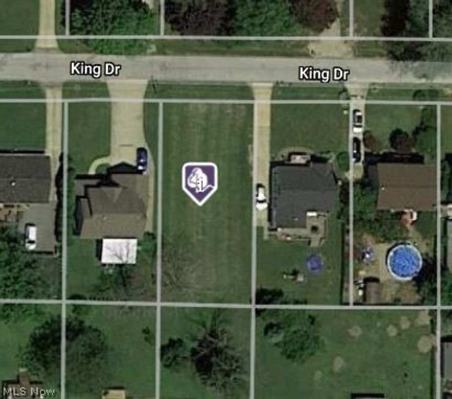 Residential lot available to be built on. This lot is on a quiet street with the Chagrin River within walking distance. There is Electric, City Water and Trash Utilities available.