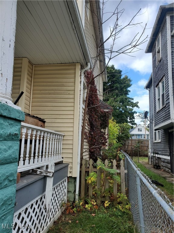 Cleveland, Ohio 44106, United States, 4 Bedrooms Bedrooms, ,2 BathroomsBathrooms,Residential,Active,232498