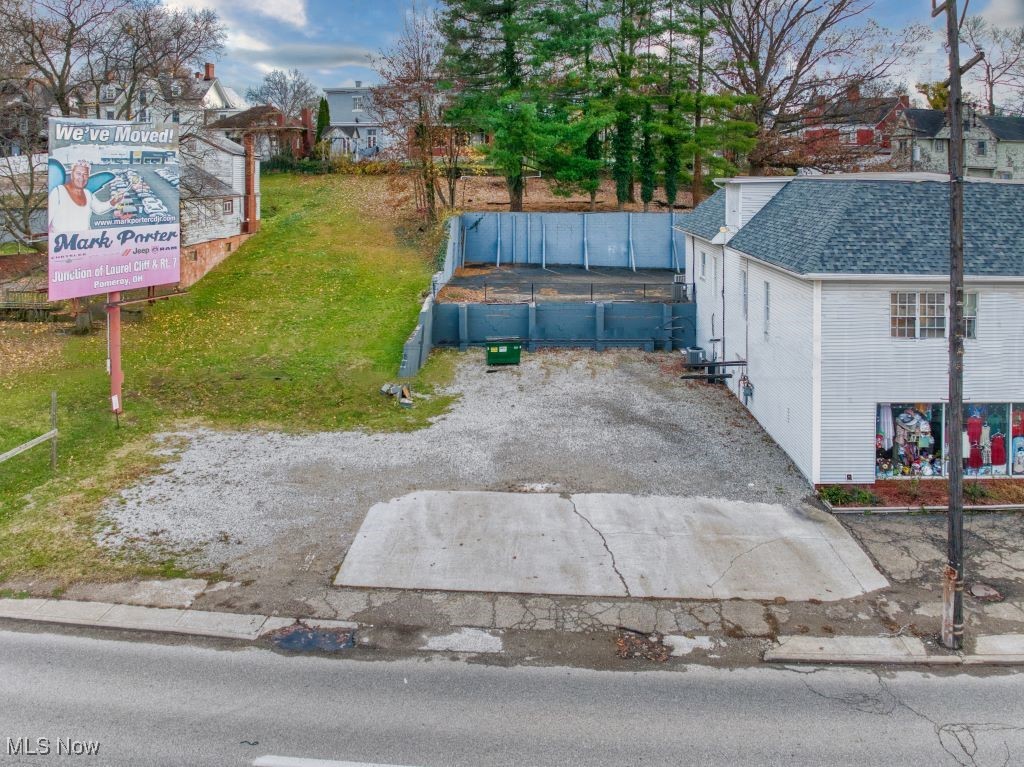 1100 Murdoch Avenue