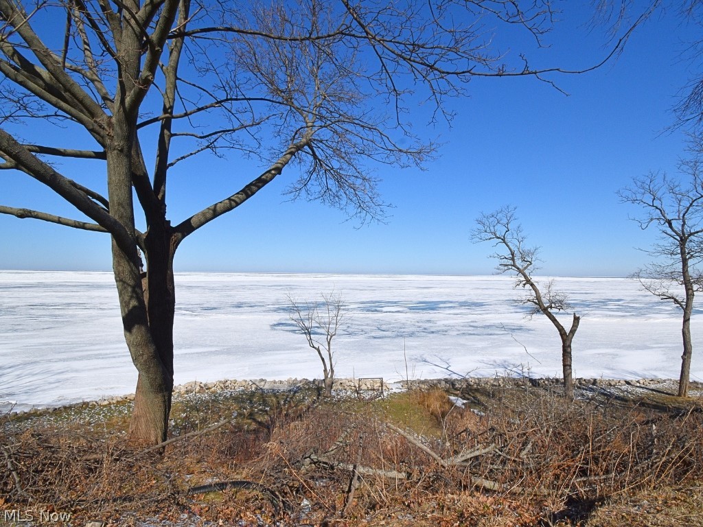 Mentor Headlands Park - Residential