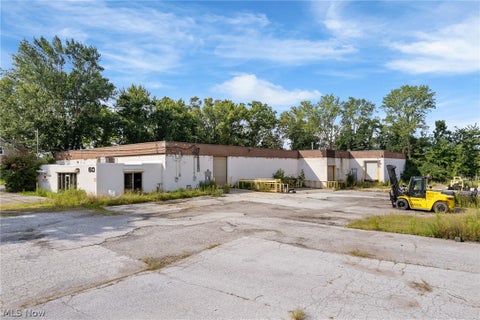 A Hanna HomeFinder account is required to view this listing.