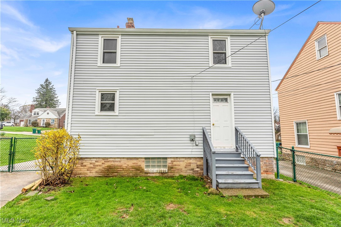 19407 Gardenview Drive, Maple Heights, Ohio image 25