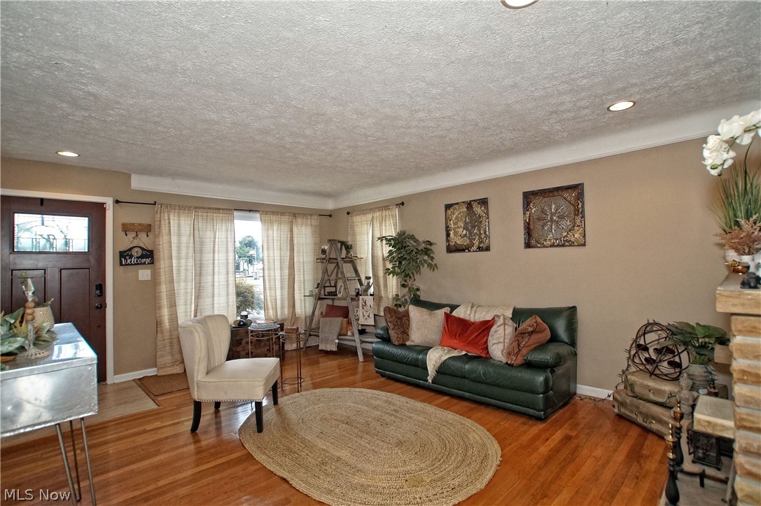 H A Stahl Props Cos Ridgewood - Residential