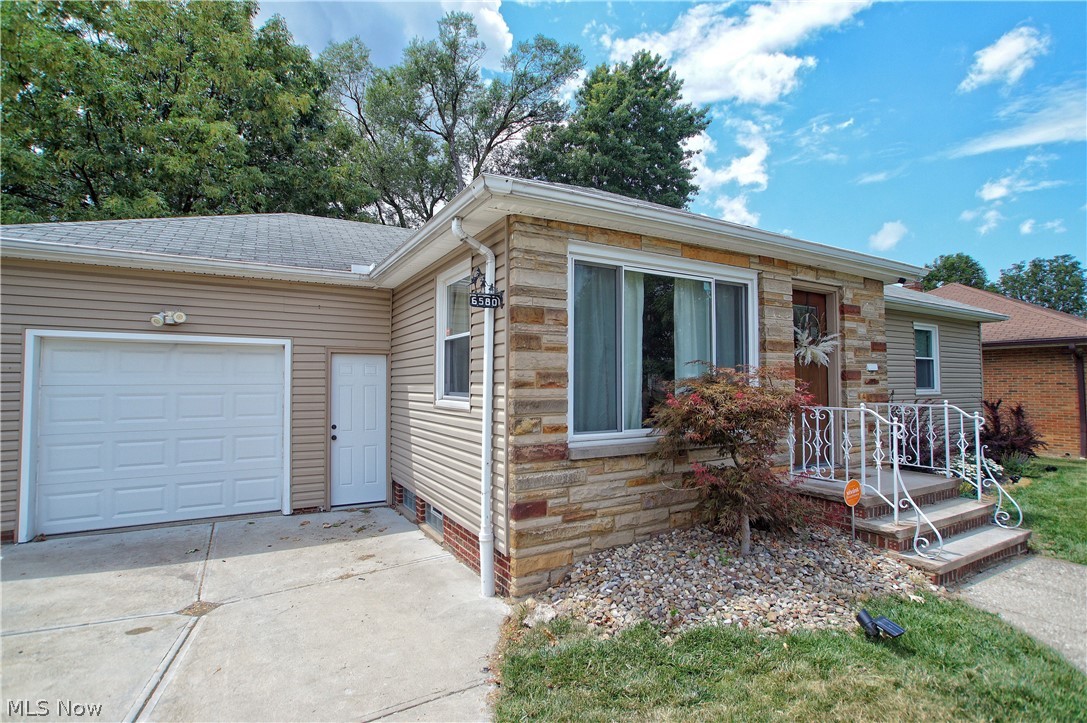 H A Stahl Props Cos Ridgewood - Residential