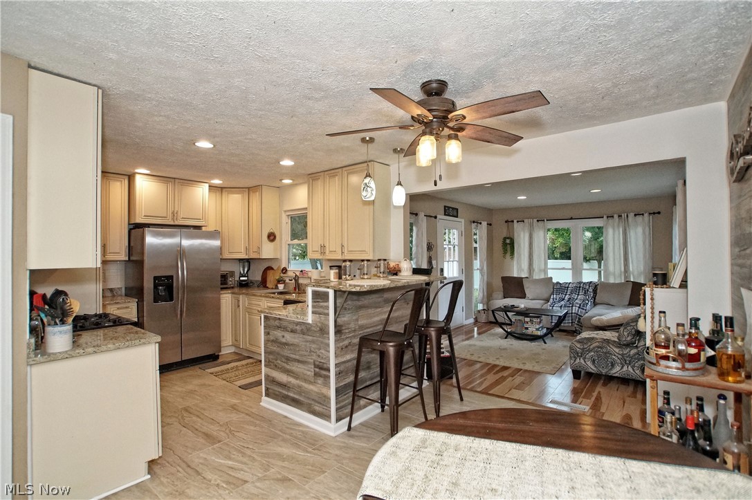 H A Stahl Props Cos Ridgewood - Residential