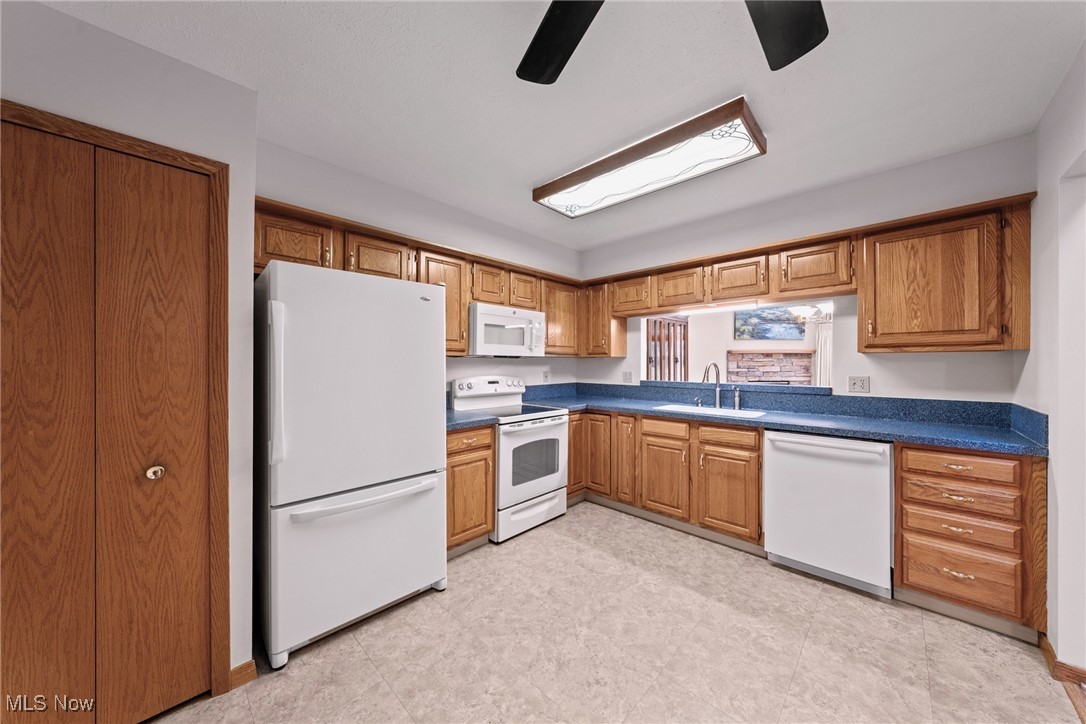 1558 Iris Glen Drive, Twinsburg, Ohio image 8