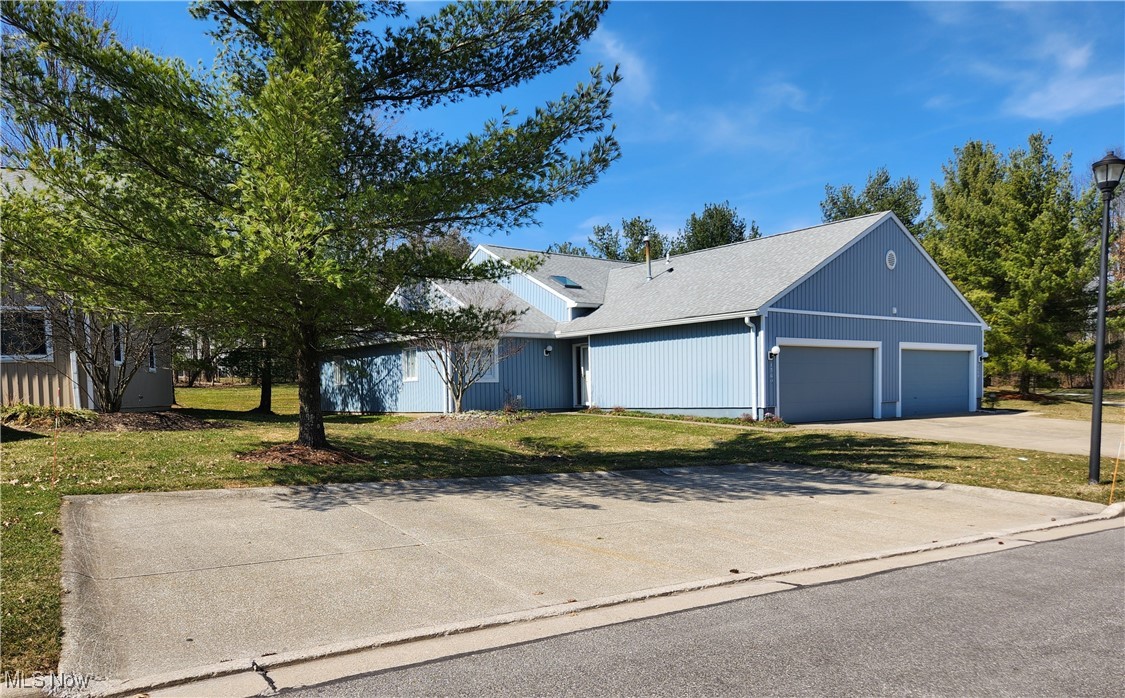 1558 Iris Glen Drive, Twinsburg, Ohio image 34