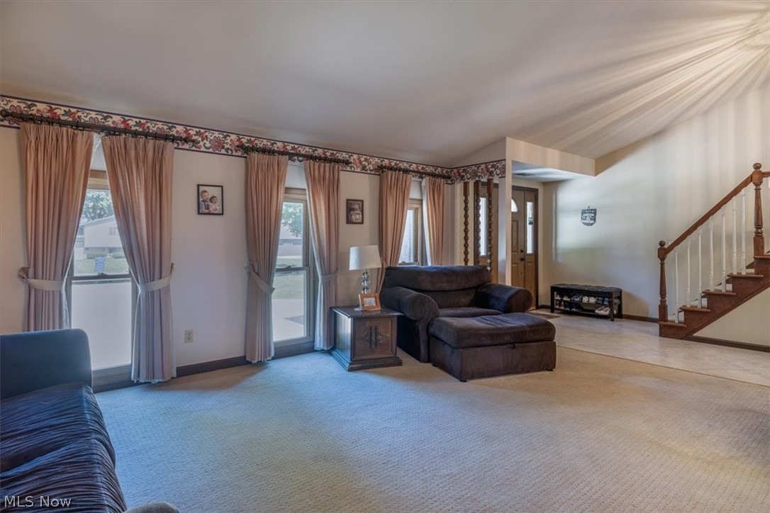709 Oakhurst Drive