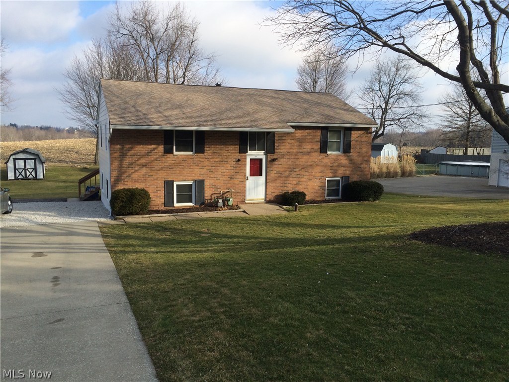 Brimfield Lake - Residential Income