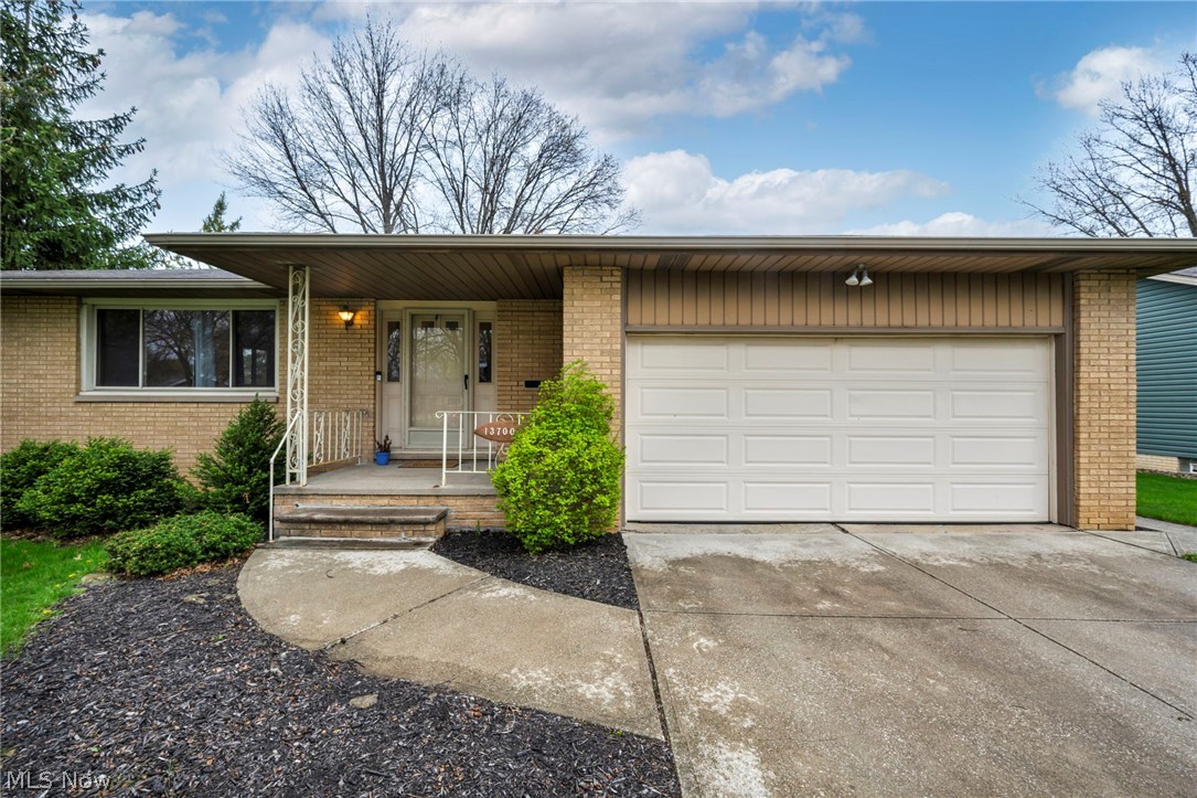 Indian Crk Estates - Residential