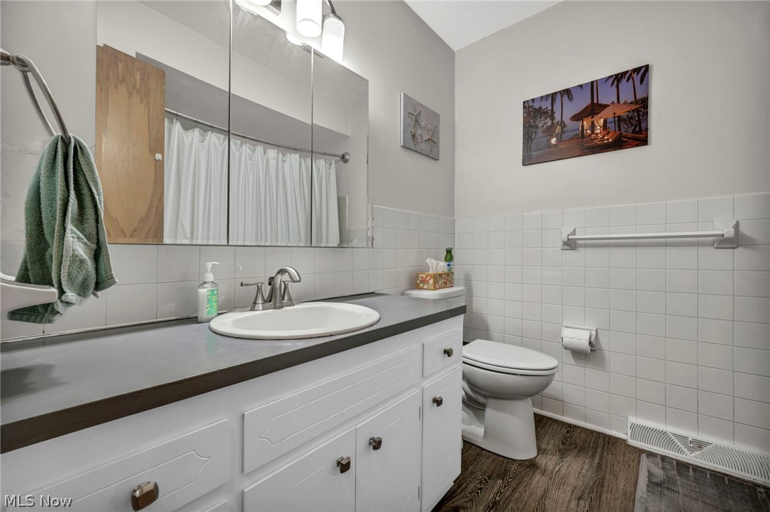 Indian Crk Estates - Residential