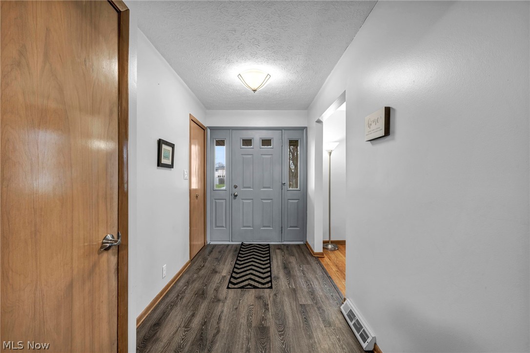 Indian Crk Estates - Residential