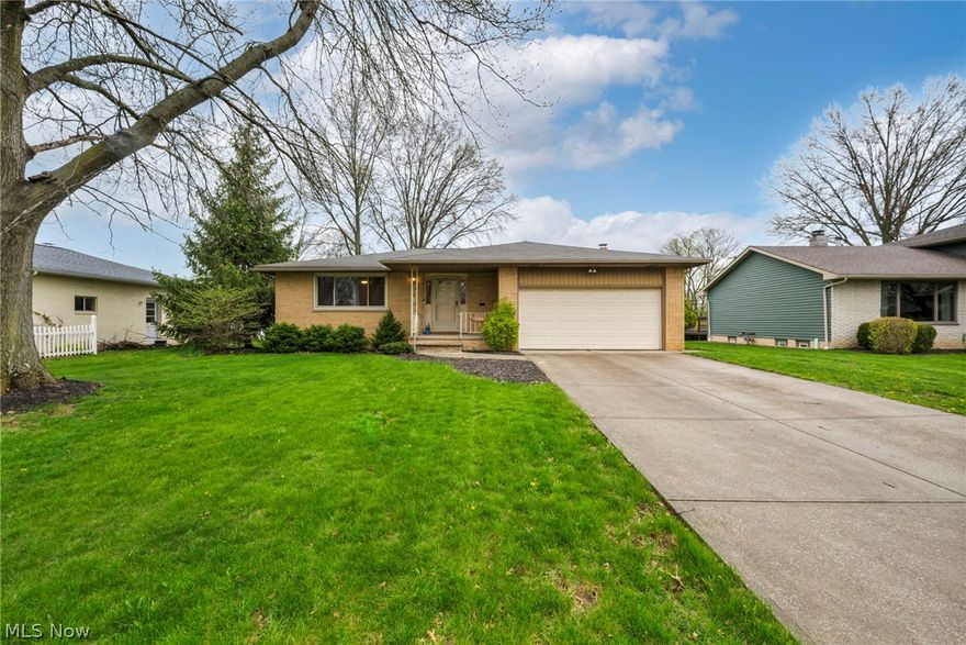 Welcome home to this updated 3-bedroom, 2.5 bath ranch in Middleburg Heights with a partially finished basement and the kind of layout that really makes sense. From the moment you walk in, you’ll notice the original hardwood floors and the amount of living space this home offers. A large living room, a separate family room with a fireplace, a dedicated dining area, and an updated kitchen that was done right: It has newer cabinets, quartz countertops, backsplash, sink, and a clean breakfast bar setup. The owner’s suite includes its own full bathroom, and the partially finished basement gives you even more flexibility, whether that’s entertaining, a second living space, or as you can see, room for a home gym. Step outside and you’ve got a fully fenced yard with an oversized patio, perfect for hosting or just enjoying a quiet night at home. There’s also a shed added in 2019 for extra storage. The big-ticket items have already been handled. Roof (full tear-off) in 2019, waterproofing in 2019, kitchen update (2021–2022), water heater (2022), gutters with guards (2023), fence (2019), and AC (2016).
This is a clean, well-maintained ranch where the work has already been done. Just move in and enjoy.