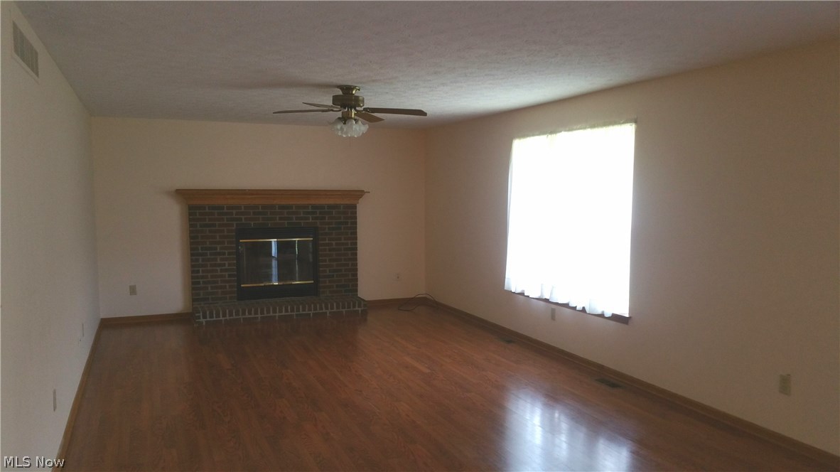 Sharon - Residential