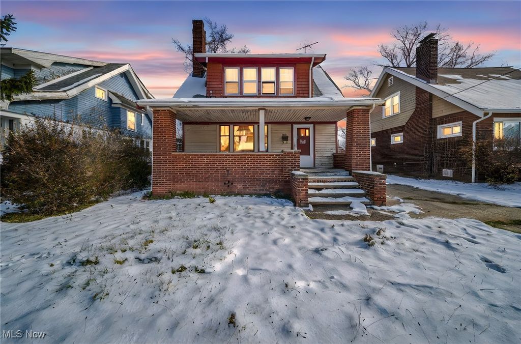 Photo of 269 E 151st Street, Cleveland, OH 44110 (MLS # 5175220)