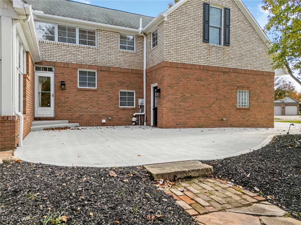 Nobles Pond - Residential