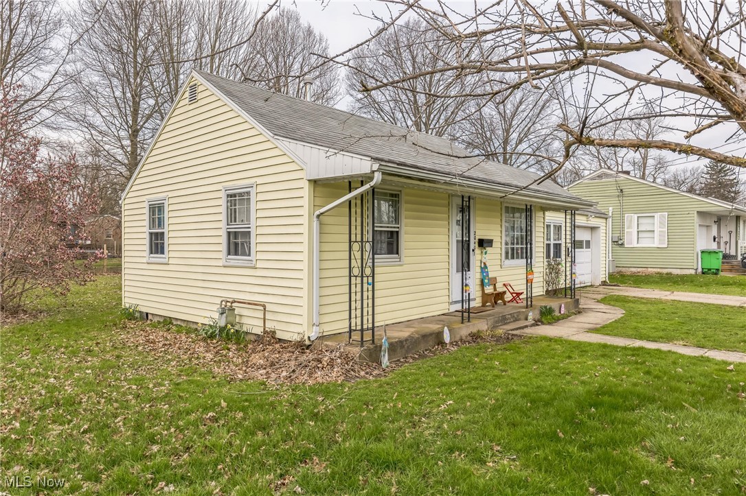 2040 E 40th Street, Ashtabula, Ohio image 3