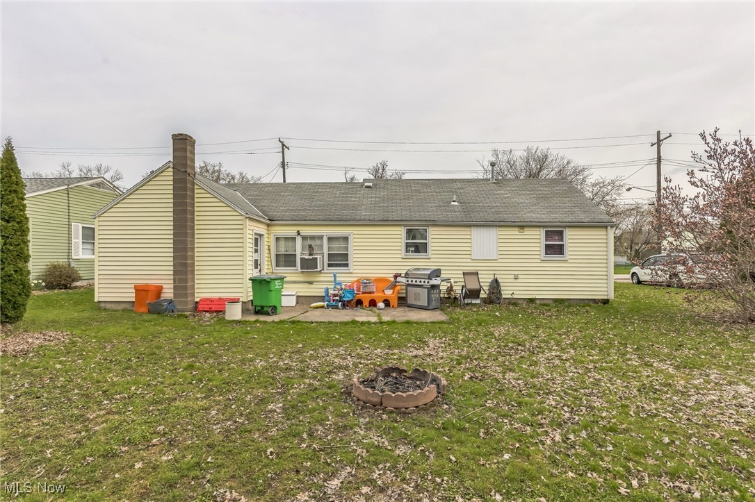 2040 E 40th Street, Ashtabula, Ohio image 25