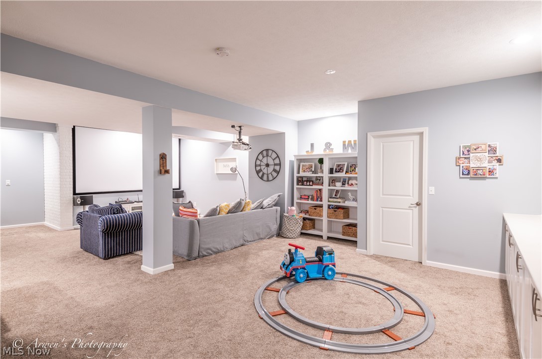 Willowbrook - Residential