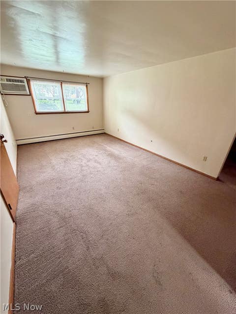 Tiny photo for 320 E Chestnut Street #2, Lisbon, OH 44432 (MLS # 5239680)