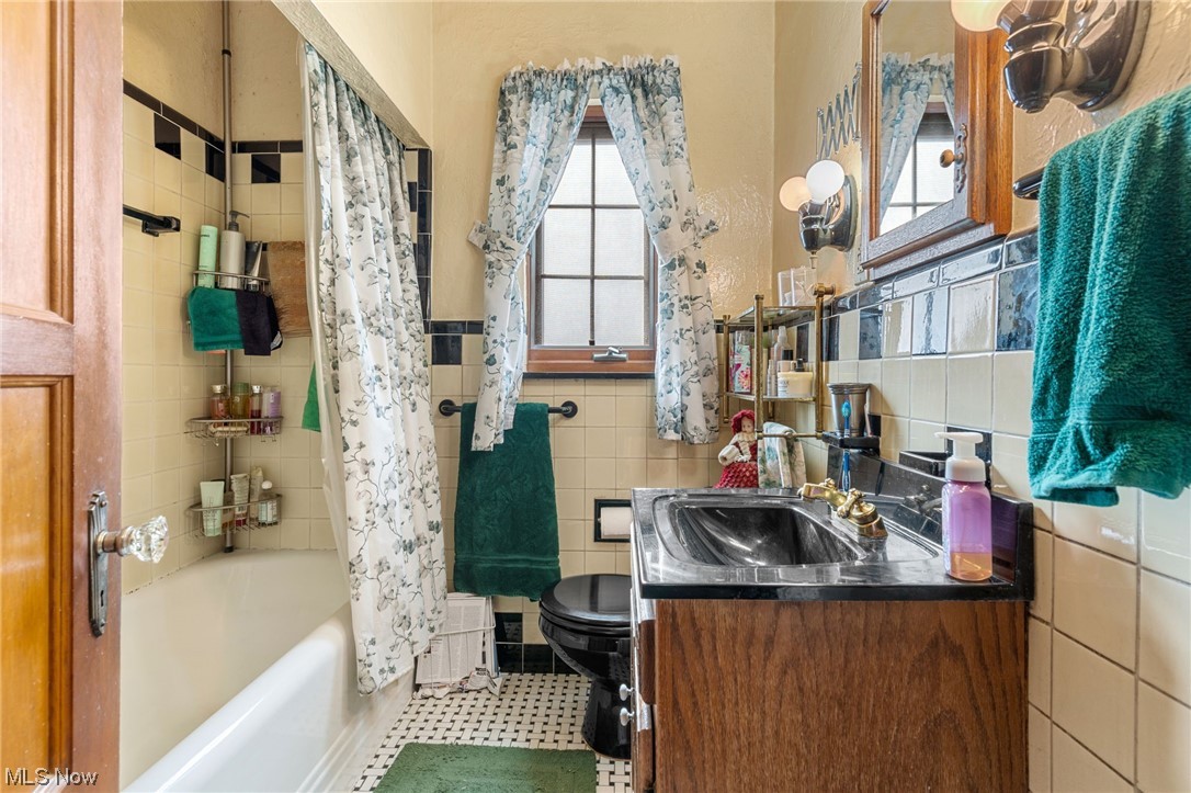 S H Kleinman Realty Cos Warre - Residential