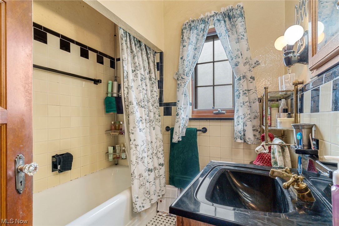 S H Kleinman Realty Cos Warre - Residential