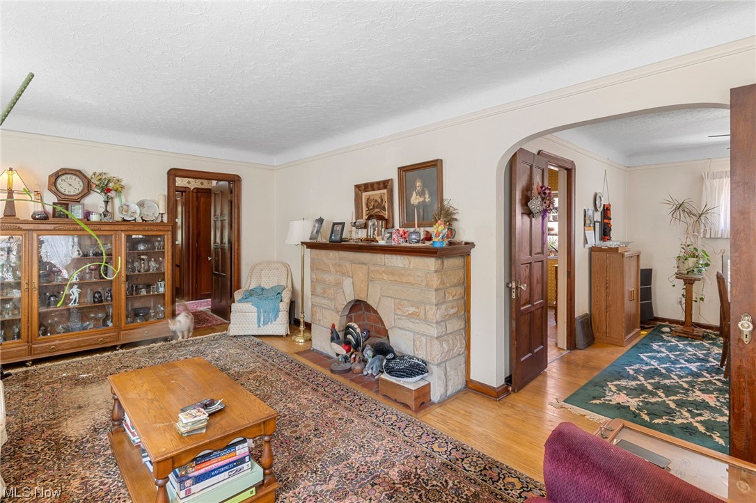 S H Kleinman Realty Cos Warre - Residential