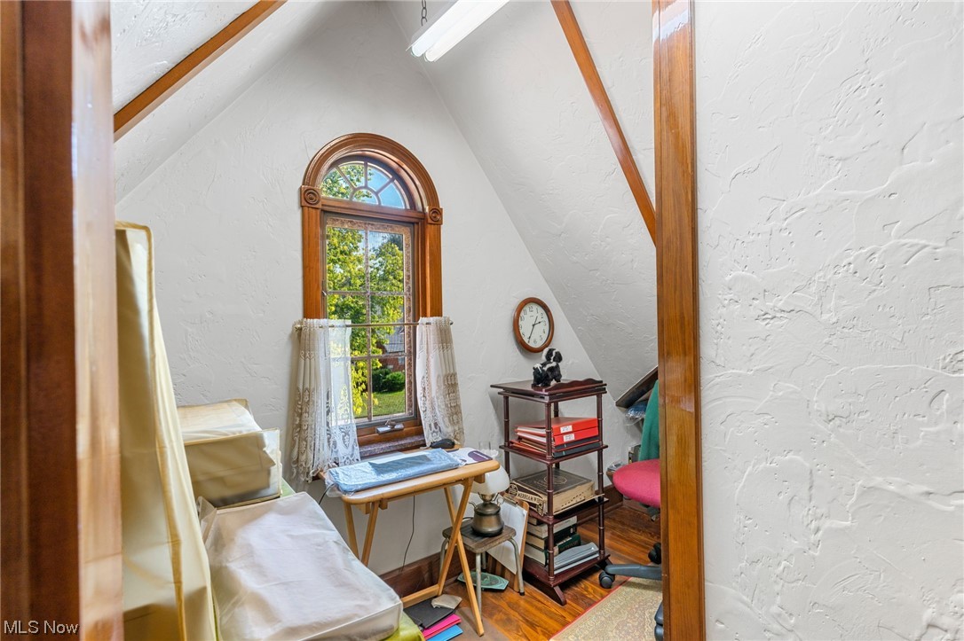 S H Kleinman Realty Cos Warre - Residential