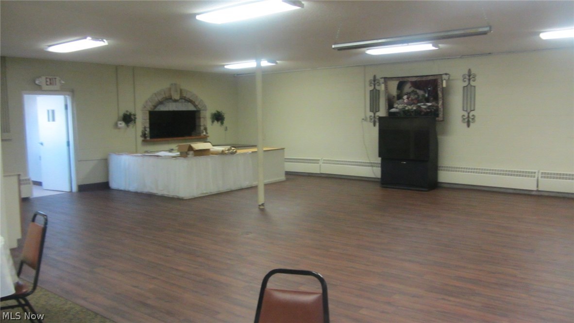 Highland Park - Commercial Sale