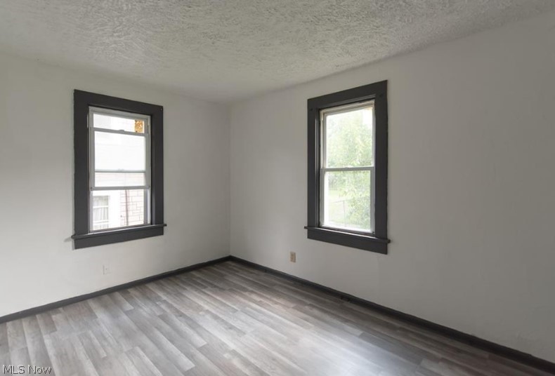 William T & Bessie Voris Sawye - Residential Lease