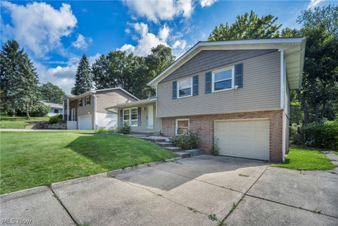 Tiny photo for 567 Eric Drive, Tallmadge, OH 44278 (MLS # 5240130)