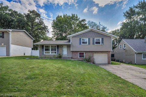 Tiny photo for 567 Eric Drive, Tallmadge, OH 44278 (MLS # 5240130)