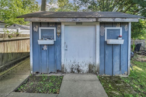 Tiny photo for 567 Eric Drive, Tallmadge, OH 44278 (MLS # 5240130)