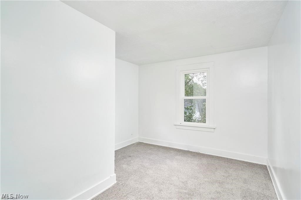 Blue Pond - Residential