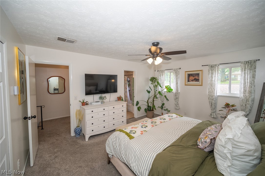 Deepwood Condo - Residential