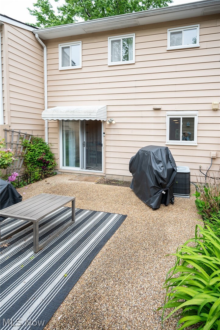Deepwood Condo - Residential
