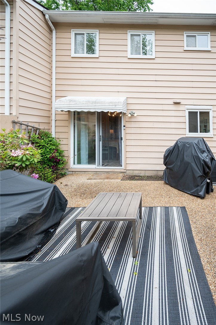 Deepwood Condo - Residential