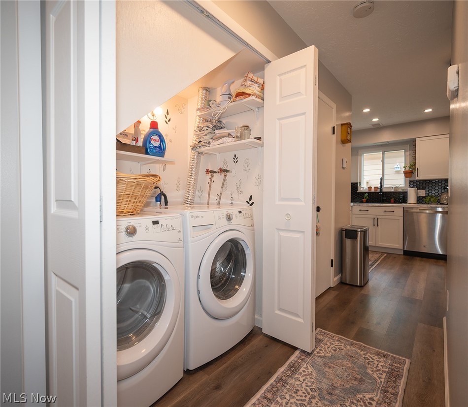 Deepwood Condo - Residential