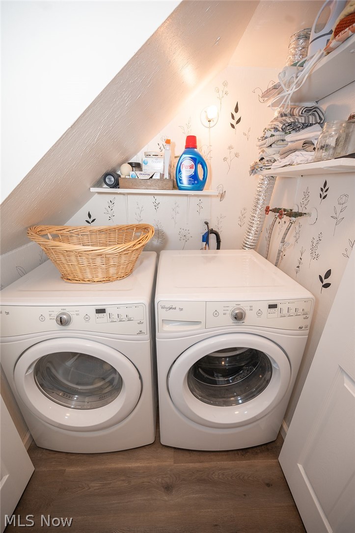 Deepwood Condo - Residential