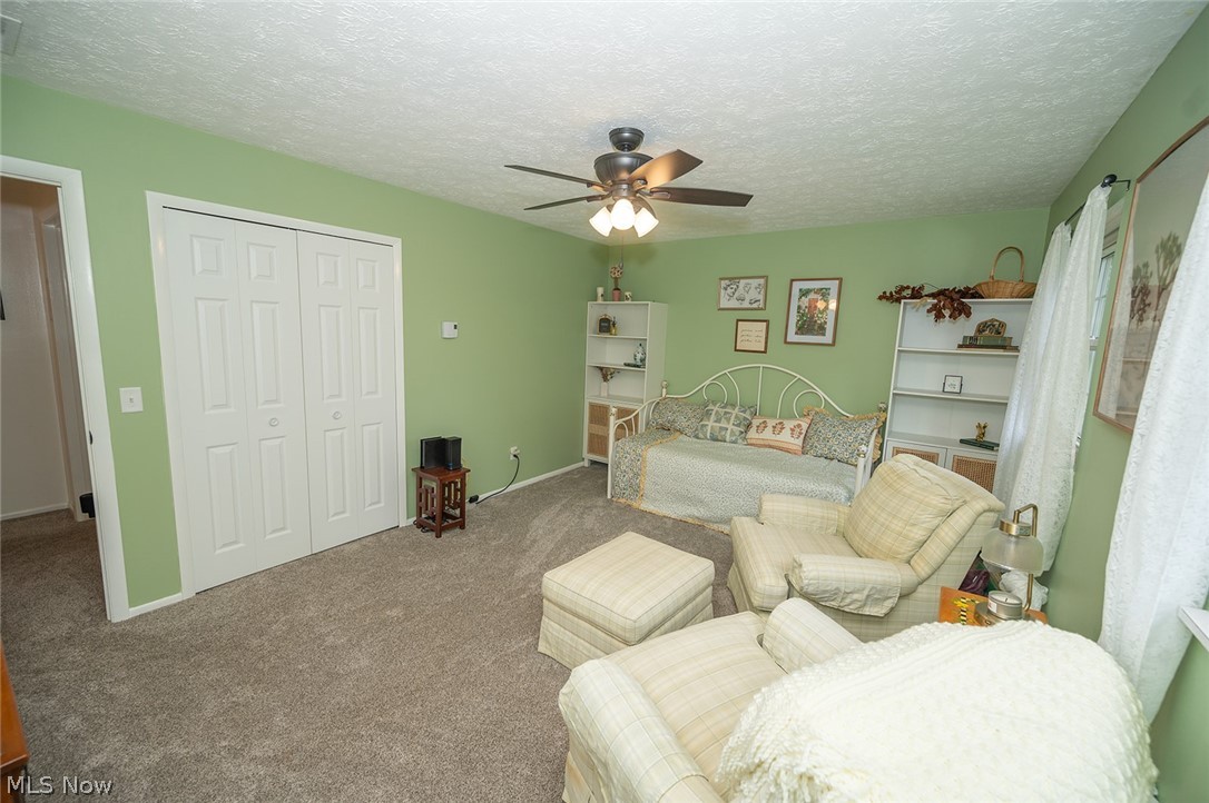 Deepwood Condo - Residential