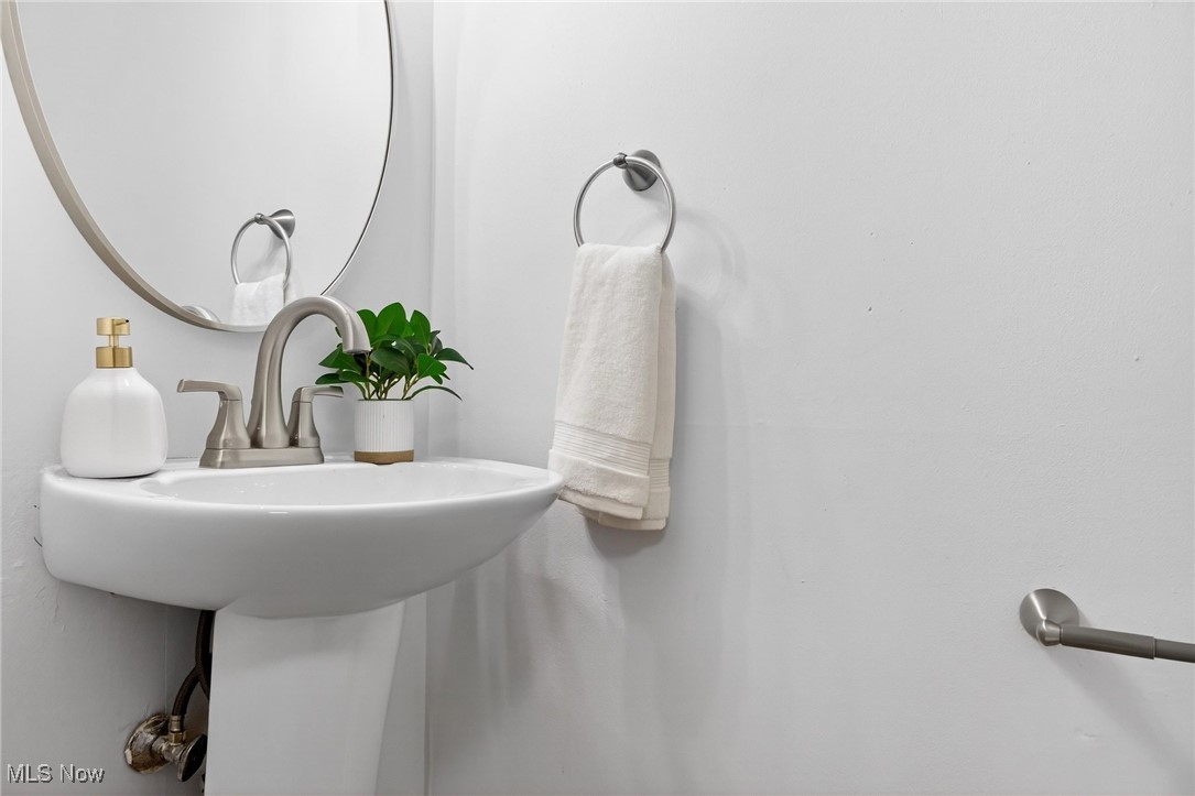 Lake Falls Condo - Residential