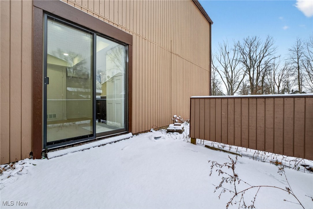 Lake Falls Condo - Residential