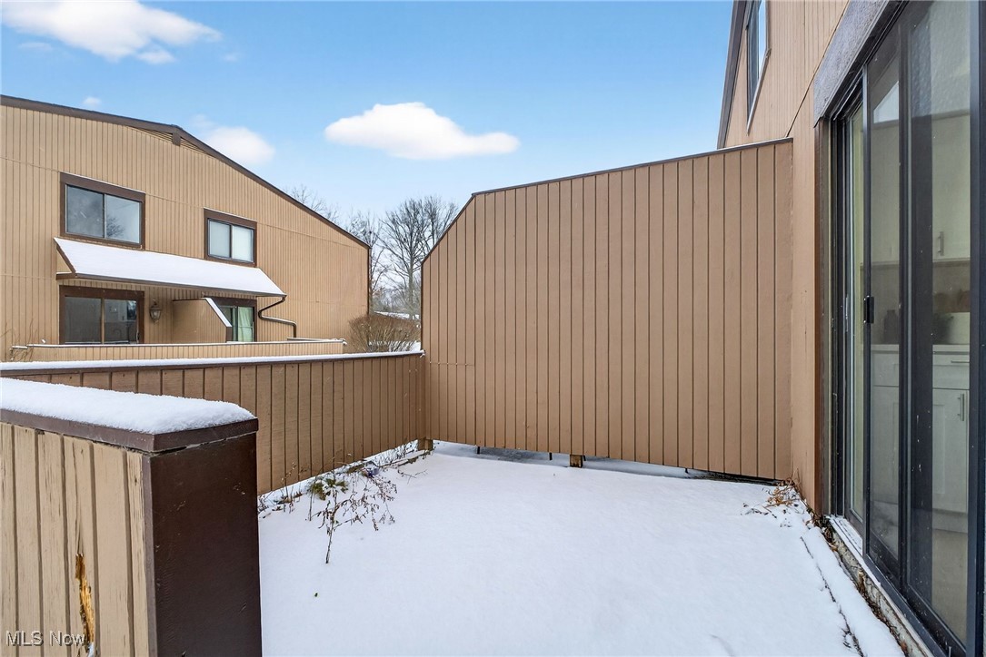 Lake Falls Condo - Residential