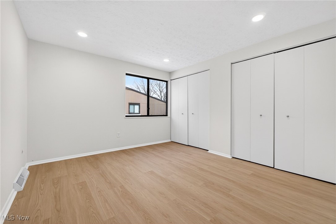 Lake Falls Condo - Residential