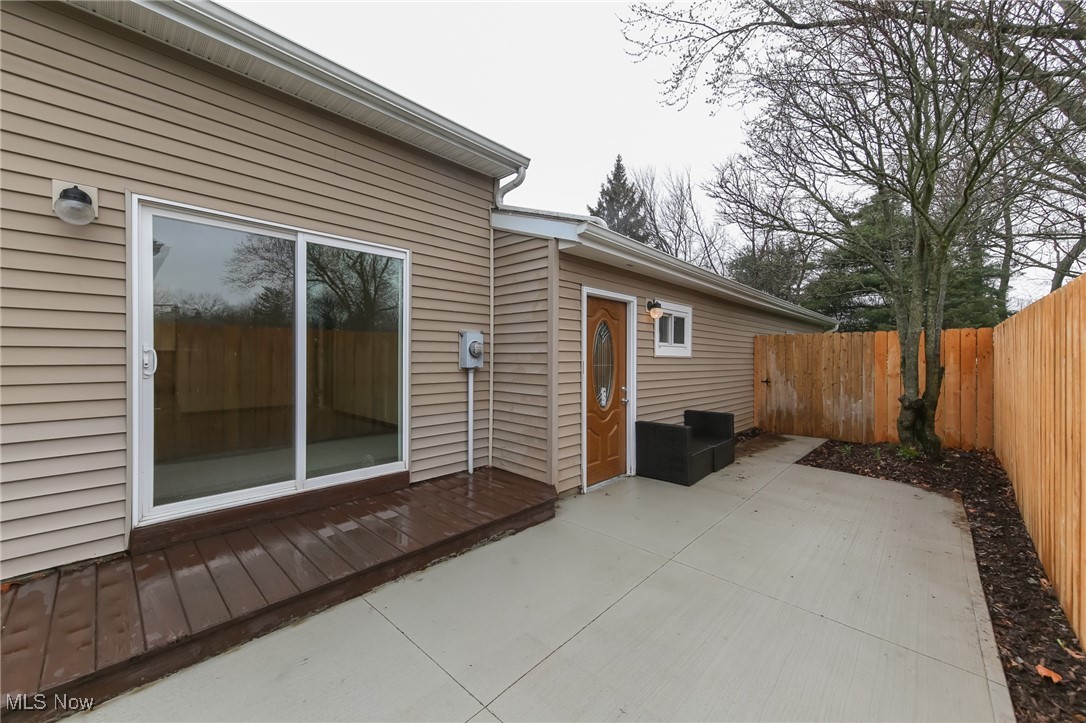 3731 Bramblewood Drive, Brunswick, Ohio image 3