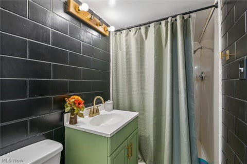 Tiny photo for 557 Hartzell Drive, Barberton, OH 44203 (MLS # 5240133)