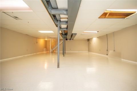 Tiny photo for 449 Westchester Drive SE, Warren, OH 44484 (MLS # 5186675)