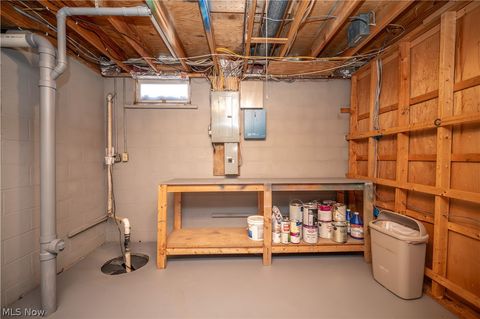 Tiny photo for 449 Westchester Drive SE, Warren, OH 44484 (MLS # 5186675)