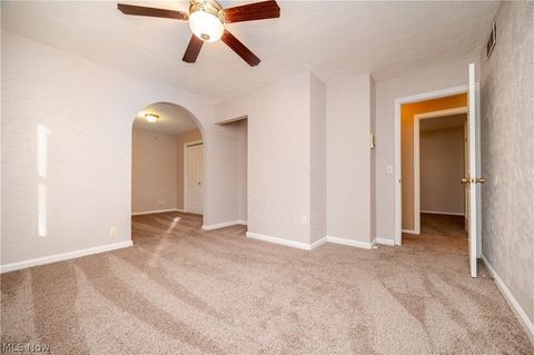 Tiny photo for 449 Westchester Drive SE, Warren, OH 44484 (MLS # 5186675)